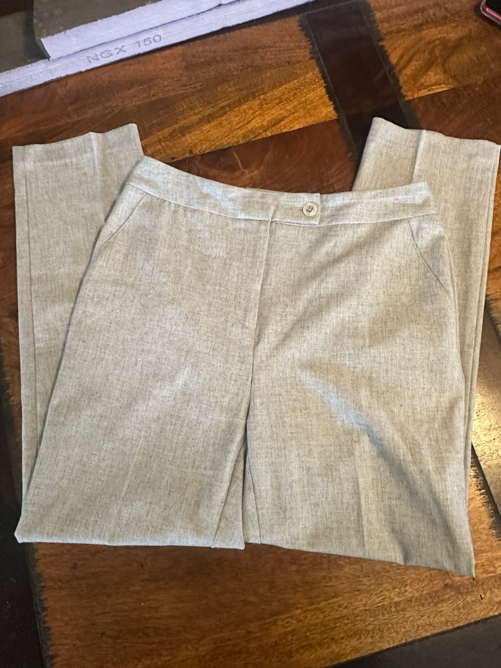 Jones & Co stylish grey pants size 6 EUC